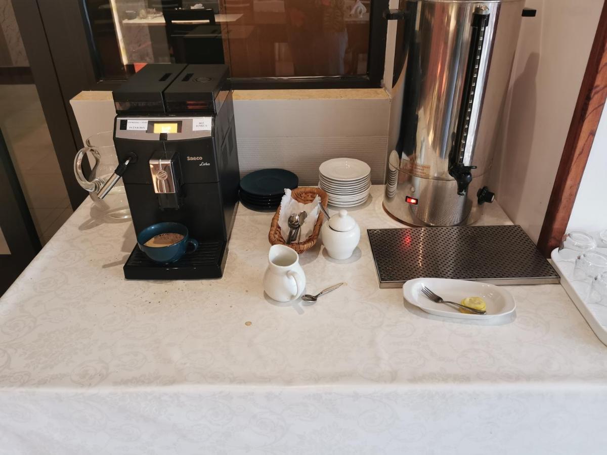 Hotel Gambit I Restauracja Cieszyn Cieszyn  Dış mekan fotoğraf