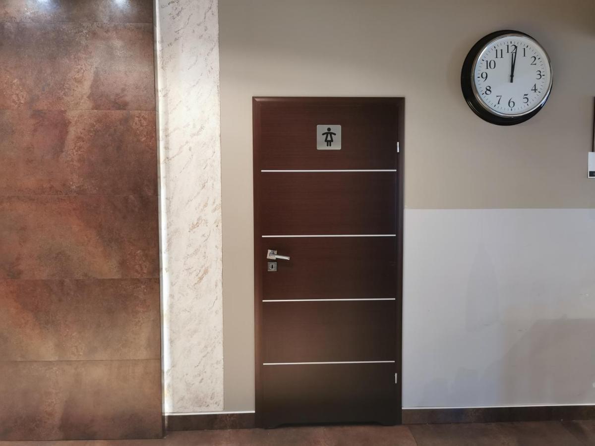 Hotel Gambit I Restauracja Cieszyn Cieszyn  Dış mekan fotoğraf