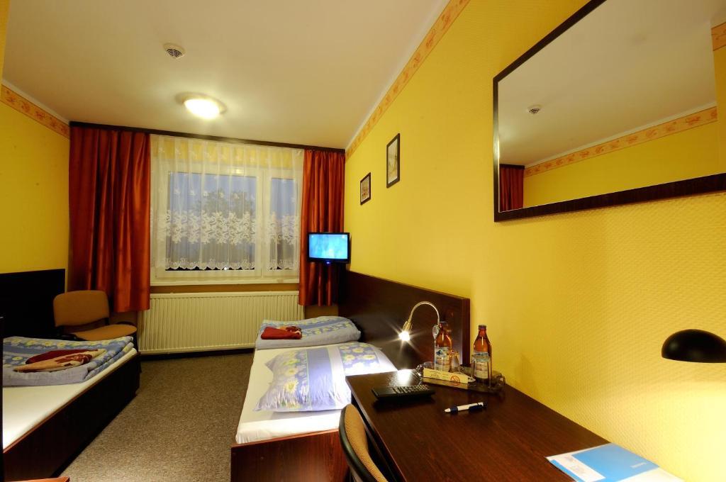 Hotel Gambit I Restauracja Cieszyn Cieszyn  Oda fotoğraf
